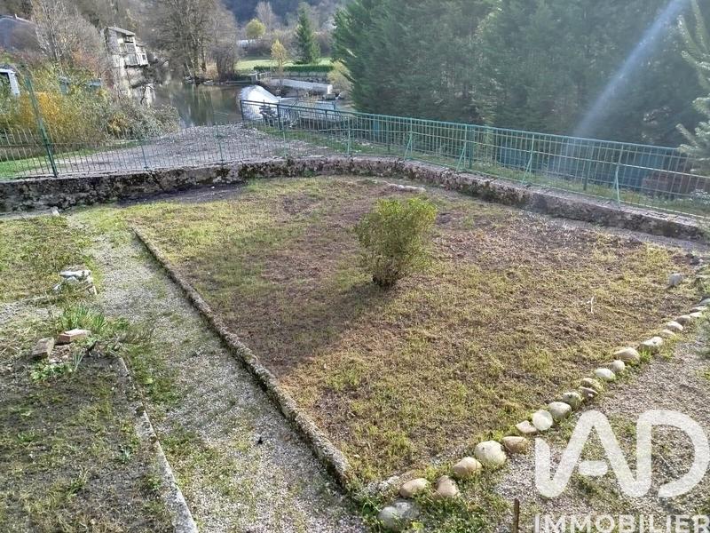 Maison - 174 m² - 8 pièces