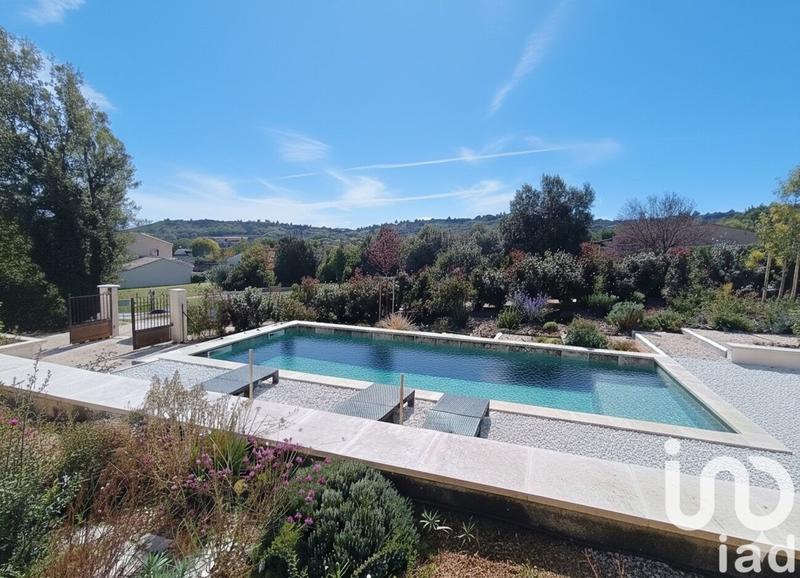 Maison - 185 m² - 6 pièces