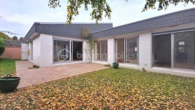 Pavillon - 120 m² - 5 pièces