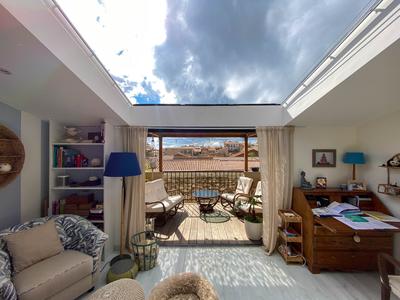 Appartement - 98 m² - 3 pièces