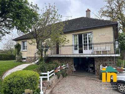 Maison de ville - 102 m² - 6 pièces