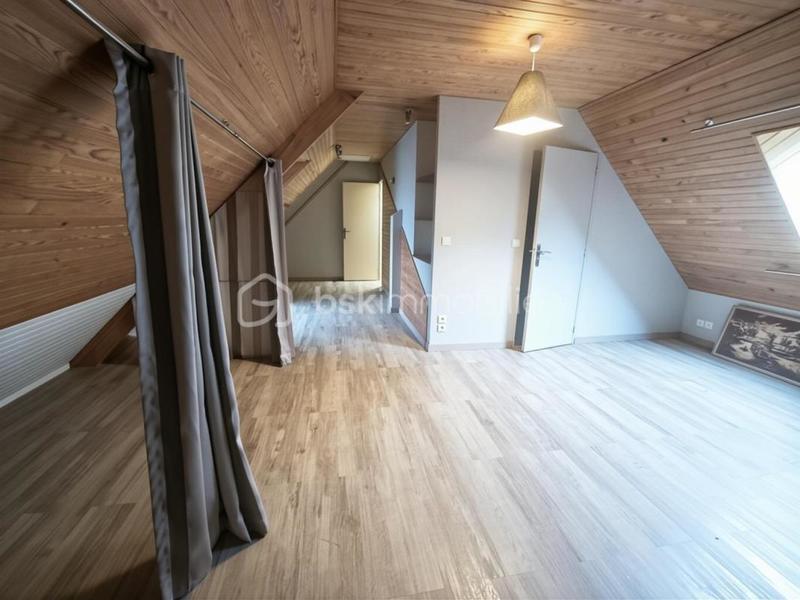 Maison - 115 m² - 4 pièces
