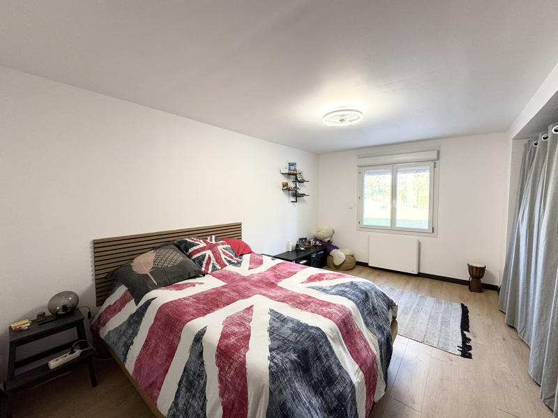 Villa - 243 m² - 7 pièces