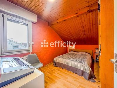 Appartement - 95 m² - 5 pièces