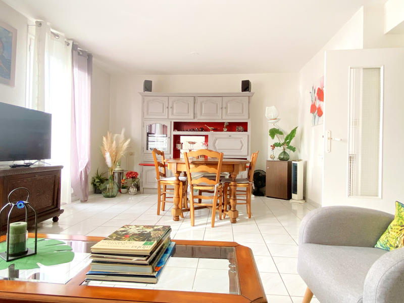 Appartement - 70 m² - 3 pièces