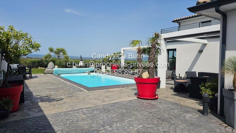 Villa - 260 m² - 7 pièces