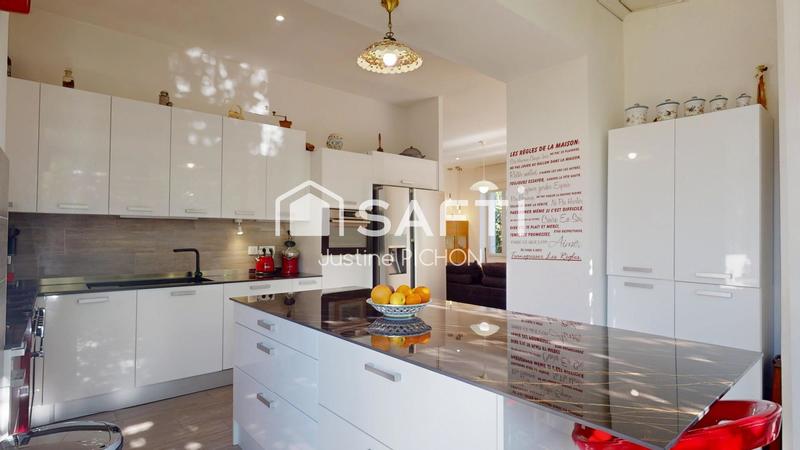 Maison - 153 m² - 5 pièces