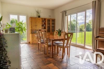 Maison de campagne - 200 m² - 8 pièces