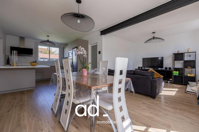 Maison - 91 m² - 4 pièces