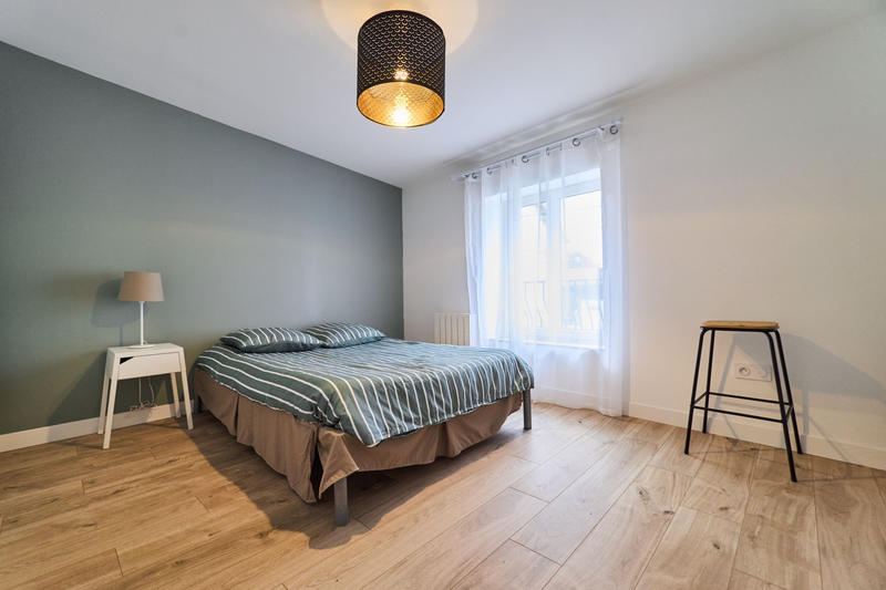 Maison - 188 m² - 7 pièces