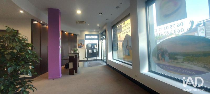 Local commercial - 105 m²