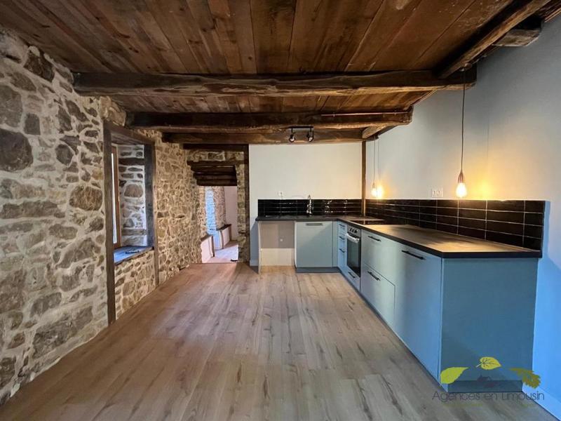 Maison - 92 m² - 3 pièces
