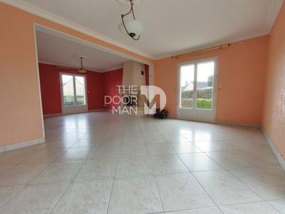 Maison - 135 m² - 6 pièces