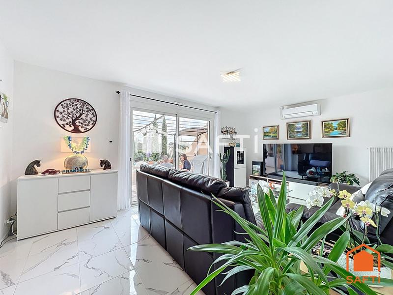 Villa - 160 m² - 9 pièces