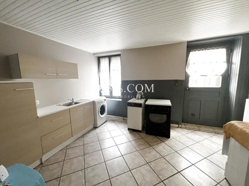 Maison - 188 m² - 11 pièces