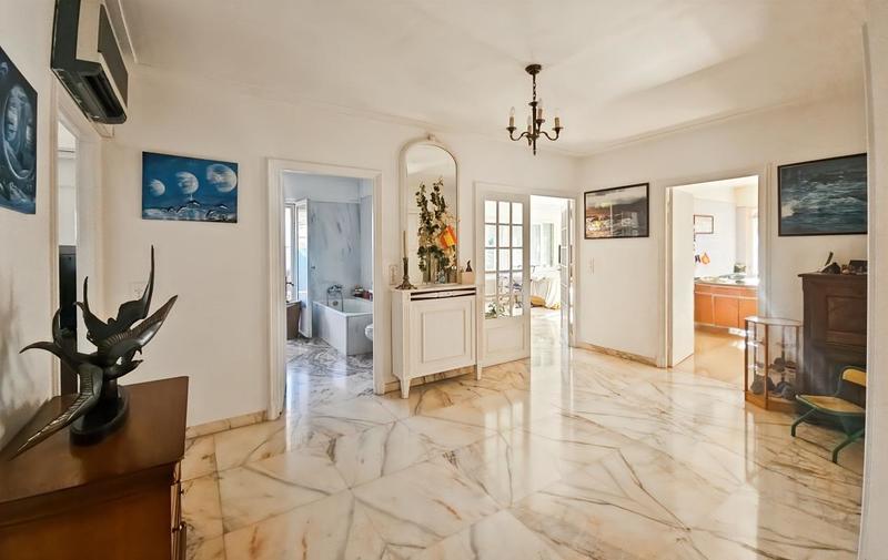 Appartement - 107 m² - 3 pièces