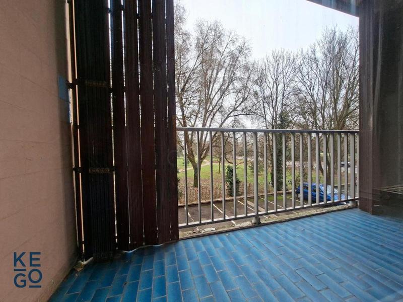 Appartement - 92 m² - 4 pièces