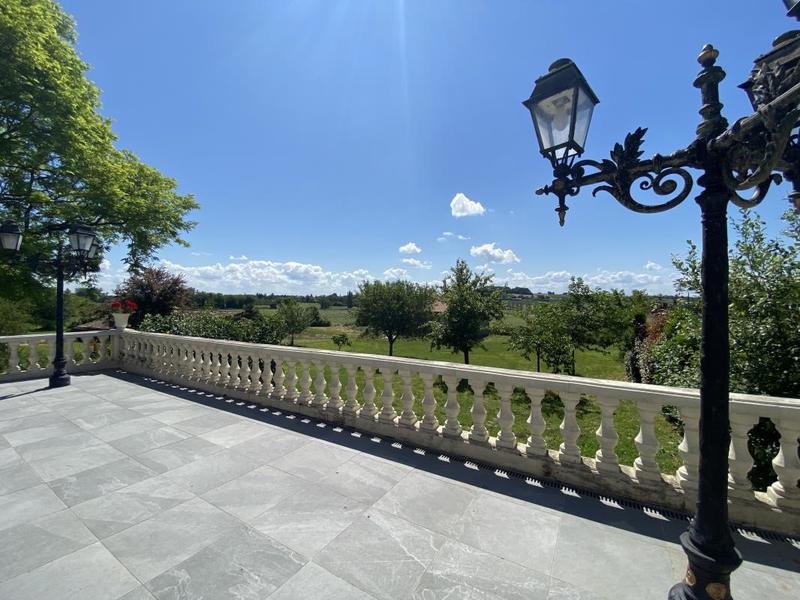 Maison de campagne - 276 m² - 9 pièces