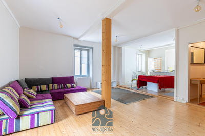 Maison - 280 m² - 8 pièces