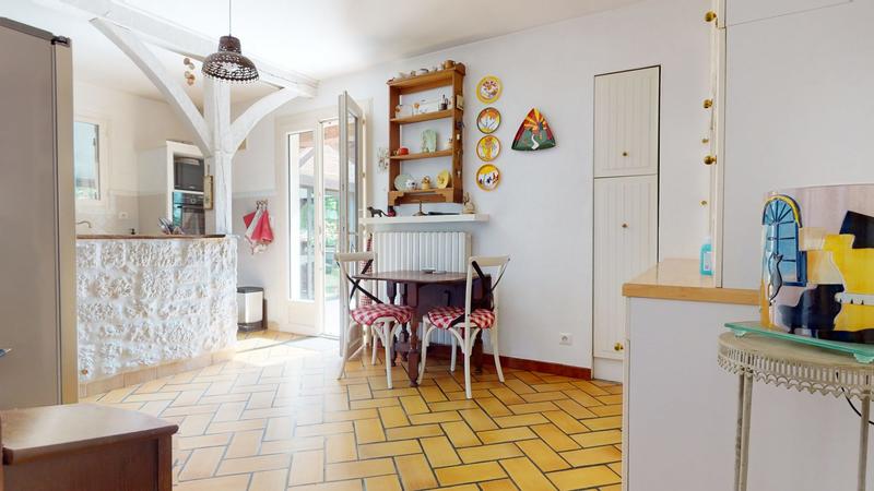 Maison traditionnelle - 177 m² - 6 pièces