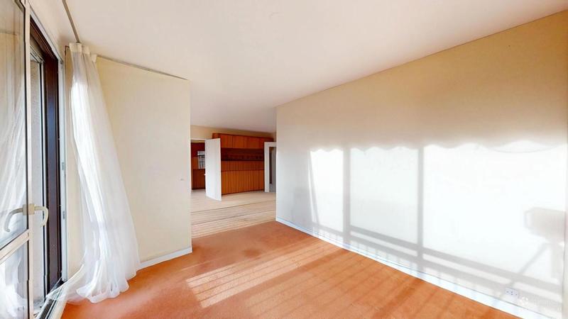 Appartement - 90 m² - 5 pièces