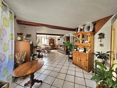 Maison de village - 200 m² - 8 pièces