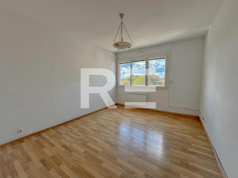 Appartement - 116 m² - 4 pièces