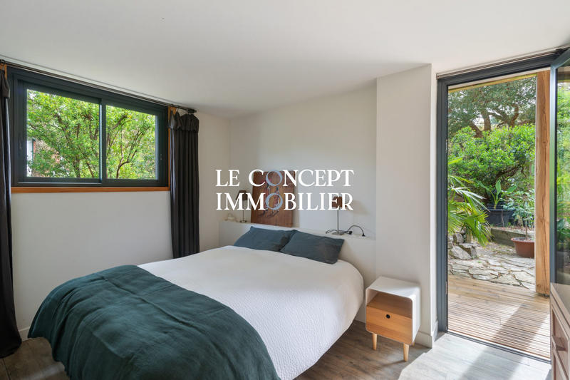 Maison - 200 m² - 7 pièces