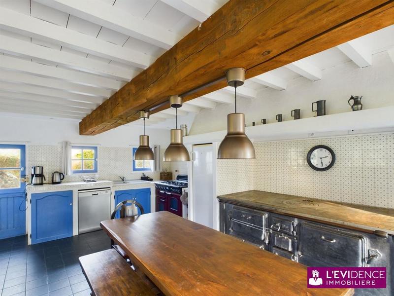 Chambre - 210 m² - 5 pièces