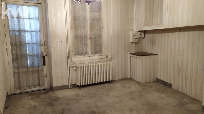 Maison de ville - 220 m² - 11 pièces