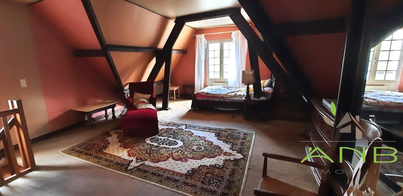 Maison - 197 m² - 9 pièces