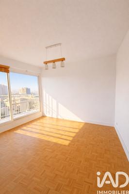 Appartement - 99 m² - 5 pièces