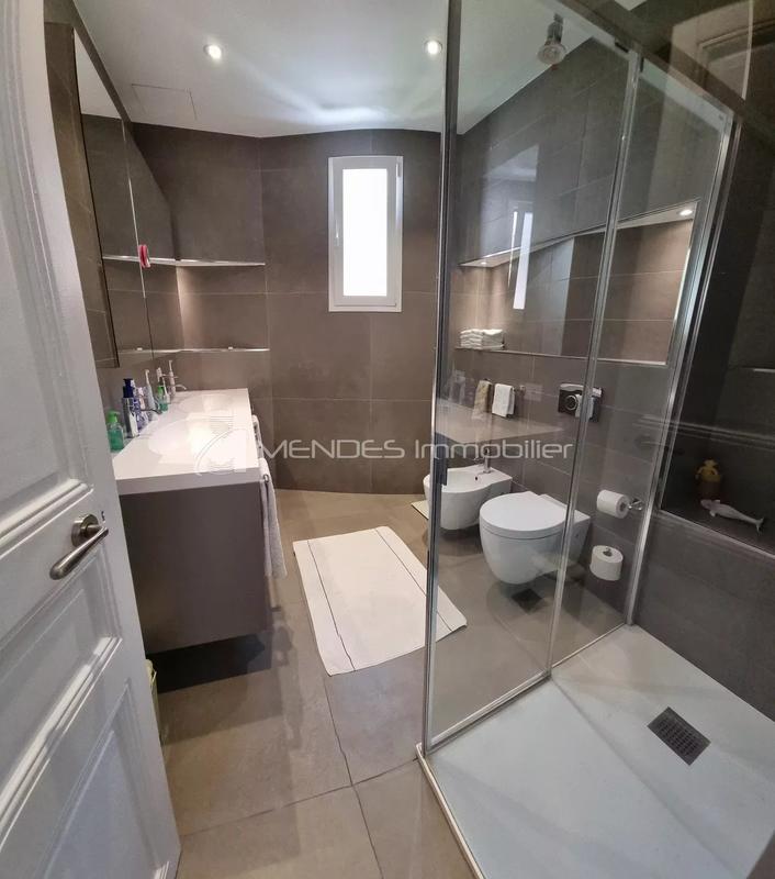 Villa sur toit - 82 m² - 3 pièces