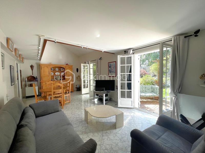 Maison - 89 m² - 5 pièces