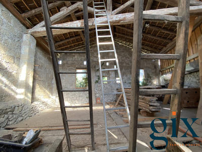 Maison - 100 m² - 2 pièces