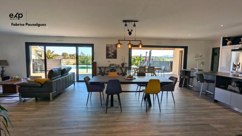 Maison - 190 m² - 5 pièces