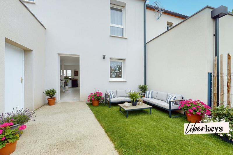 Maison - 95 m² - 4 pièces