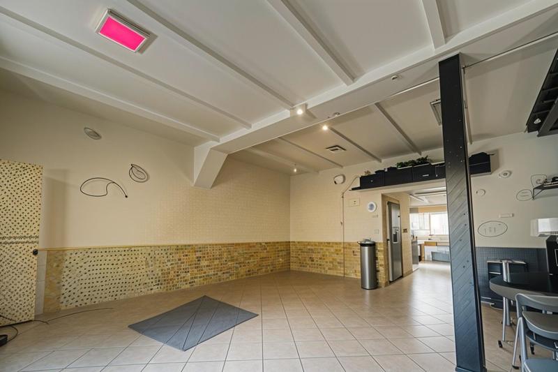 Local commercial - 195 m² - 6 pièces