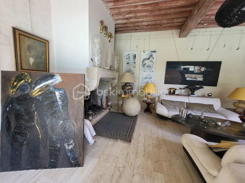 Maison - 400 m² - 10 pièces