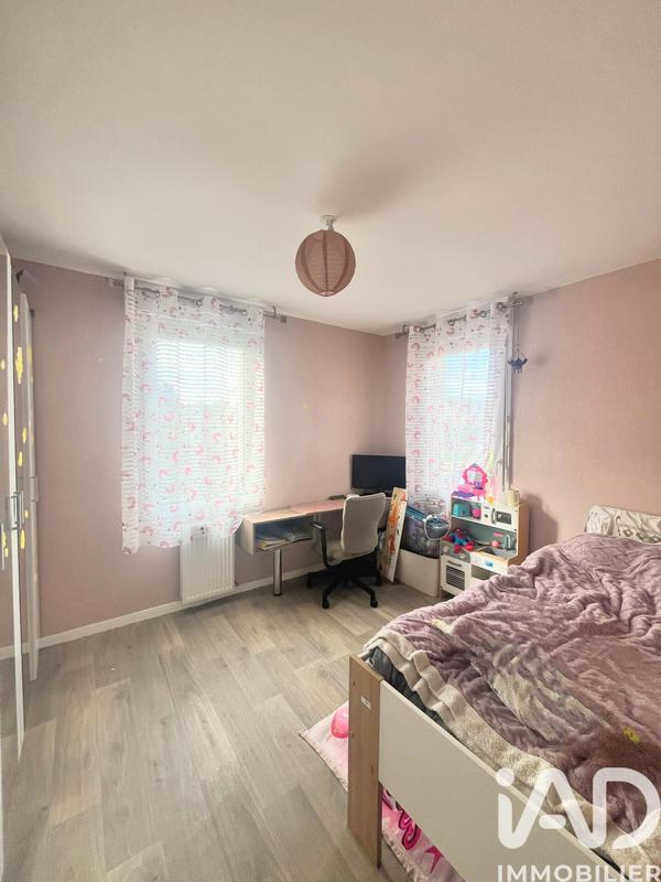 Maison - 94 m² - 5 pièces