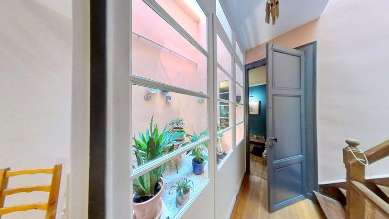 Maison traditionnelle - 183 m² - 10 pièces