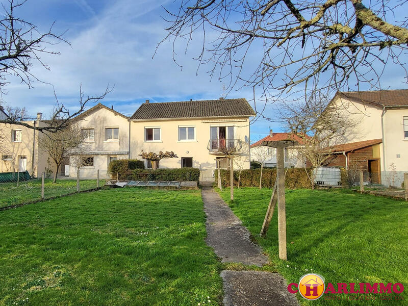 Maison traditionnelle - 108 m² - 4 pièces