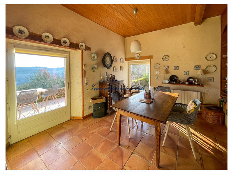 Maison - 131 m² - 6 pièces