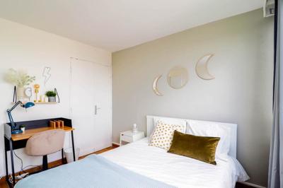 Chambre - 10 m² - 4 pièces