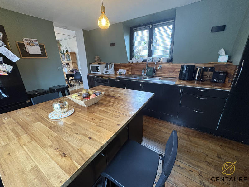 Appartement - 121 m² - 4 pièces