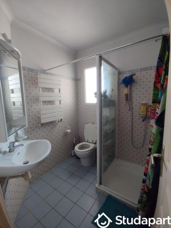 Chambre - 140 m² - 1 pièce