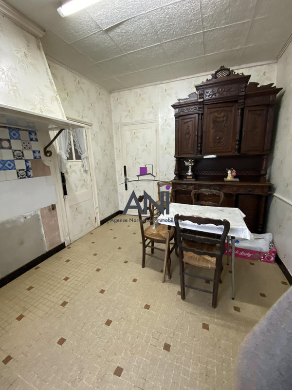 Maison - 94 m² - 6 pièces