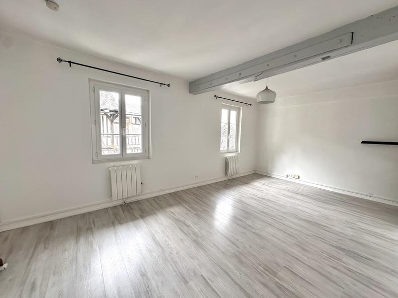 Appartement - 80 m² - 3 pièces
