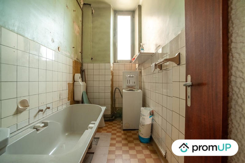 Local commercial - 250 m² - 3 pièces