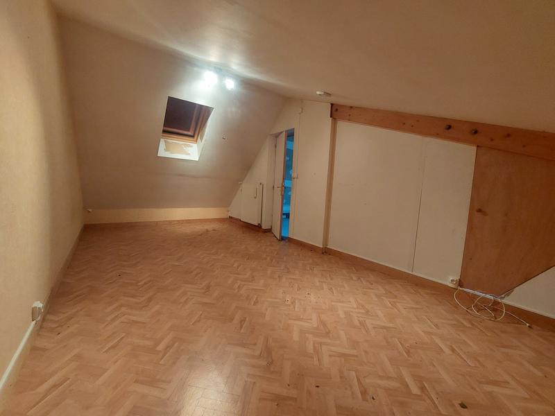 Maison - 140 m² - 7 pièces